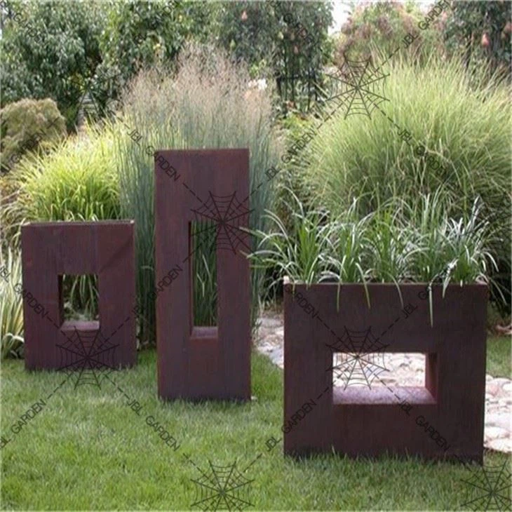 24 Inch Tall Outdoor Planters