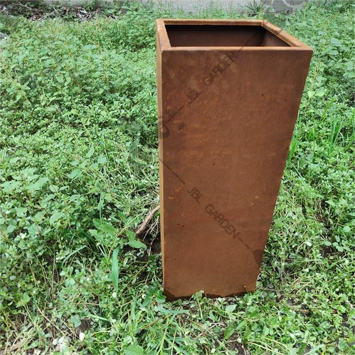 28 Inch Pot