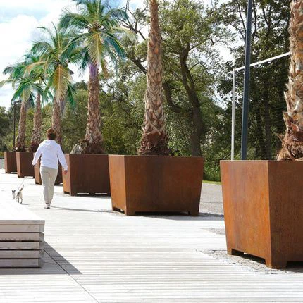 Courtyard Corten Rusty Plantemaskine