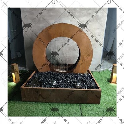 Vand Feature Fountain Garden