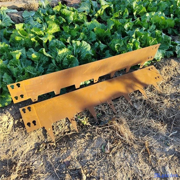 Weather-resistant And Maintenance-free Lawn Edging
