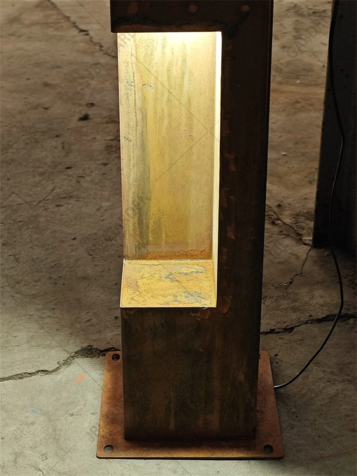 Hot-dip Galvanised Steel Bollard Light