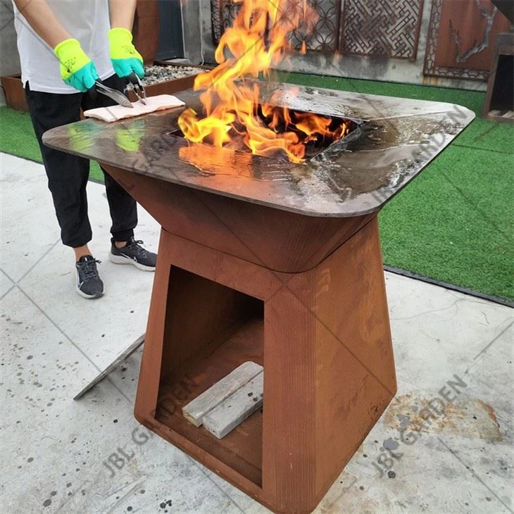 Best Charcoal Smoker
