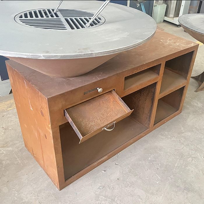 Holdbar forvitringsgrill i stål til udendørs terrasser